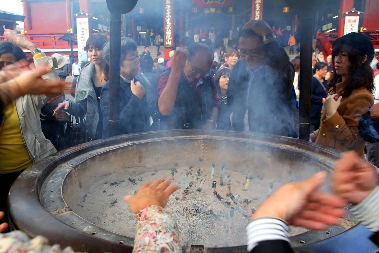 В одном из храмов Токио