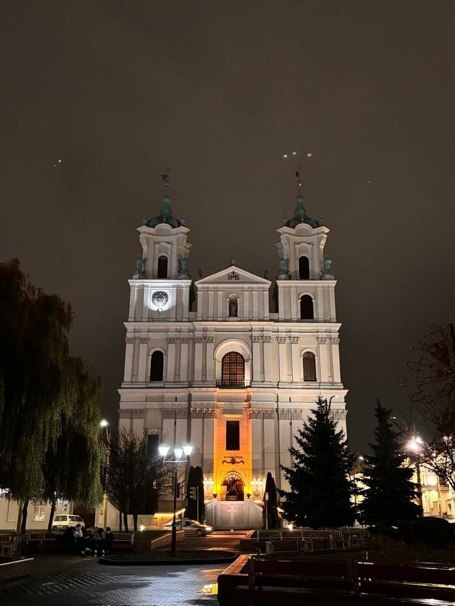 farnyj_kostel