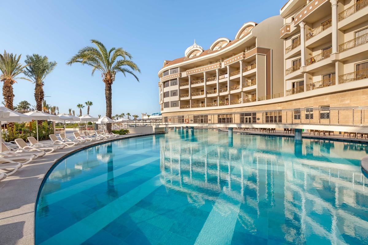 Отель Kirman Belazur Resort & Spa 5