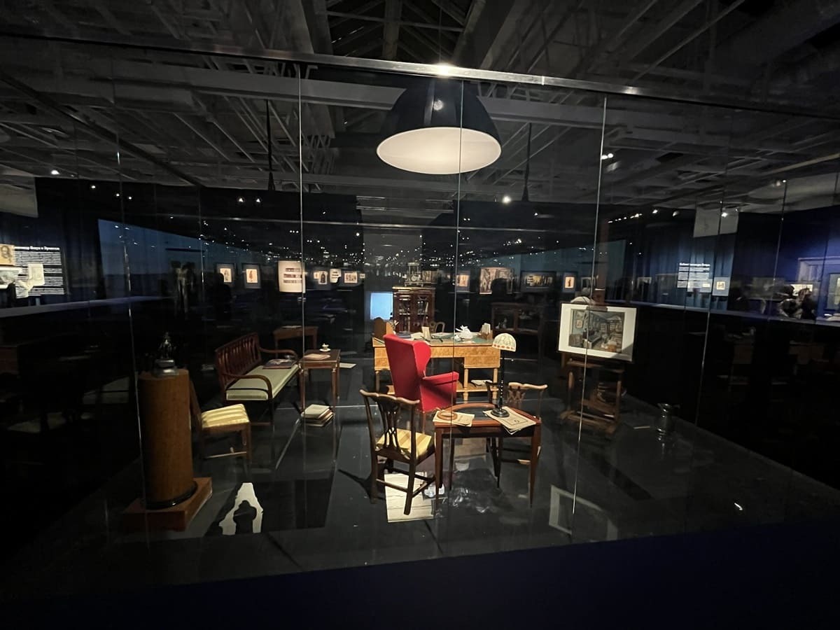 Кабинет Александра Бенуа