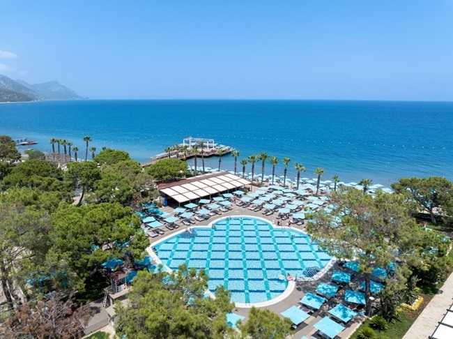 Отель Nirvana Mediterranean Excellence 5