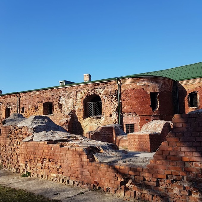 Героическая Брестская крепость