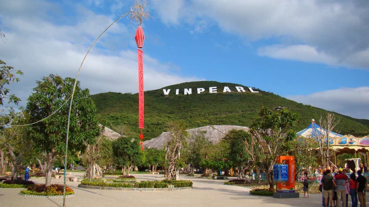 Вид на остров Винперл в Нячанге